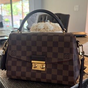 Louis Vuitton (Damier Ebene Croisette) Elegant Brown Checkered Handbag